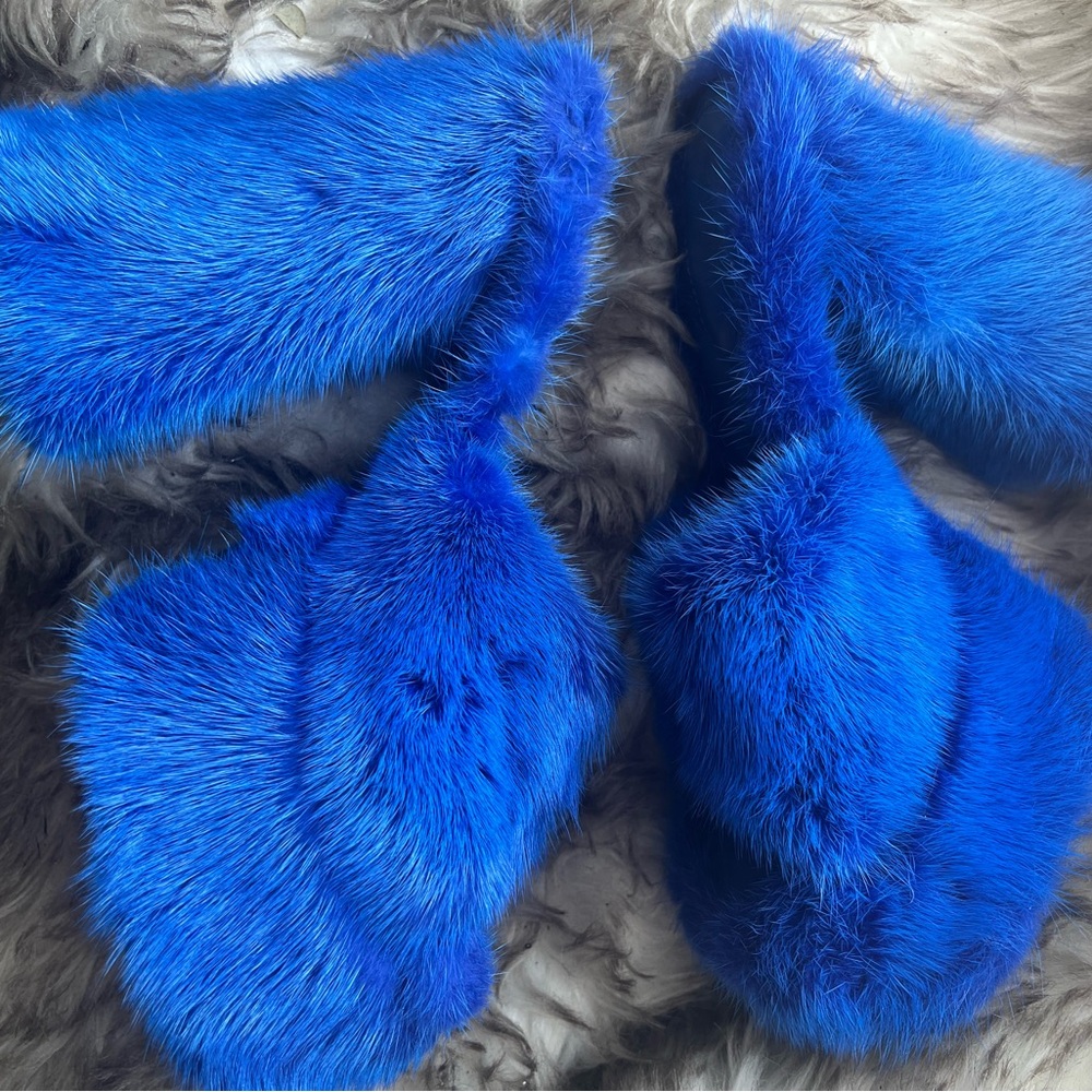 I am Jennifer Lee Blue Mink Platform Heels 💙 Size 40